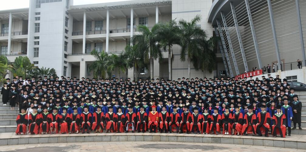 E:\WilliamHill中文官方网站\毕业典礼\新闻报道\2018届毕业典礼(william威廉中文官网)\毕业典礼照片\5.jpg E:\WilliamHill中文官方网站\毕业典礼\新闻报道\2018届毕业典礼(william威廉中文官网)\毕业典礼照片\5.jpg