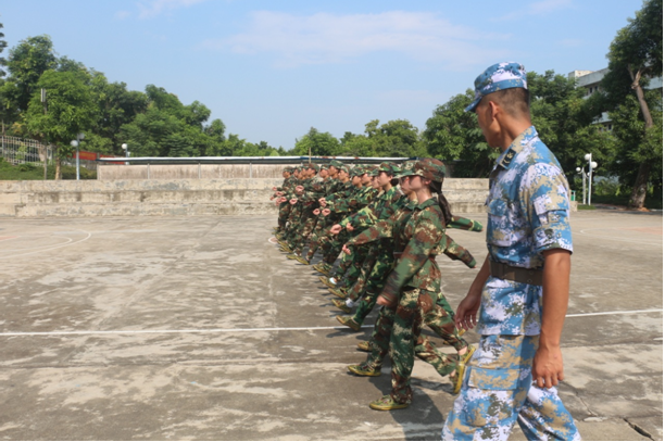 C:\Users\Administrator\Desktop\4.png C:\Users\Administrator\Desktop\4.png