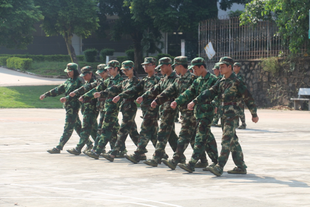 C:\Users\Administrator\Desktop\QQ截图20160917122414.png C:\Users\Administrator\Desktop\QQ截图20160917122414.png